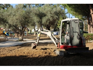 Kuşadası’na 9 Bin 866 Metrekare Yeni Yeşil Alan