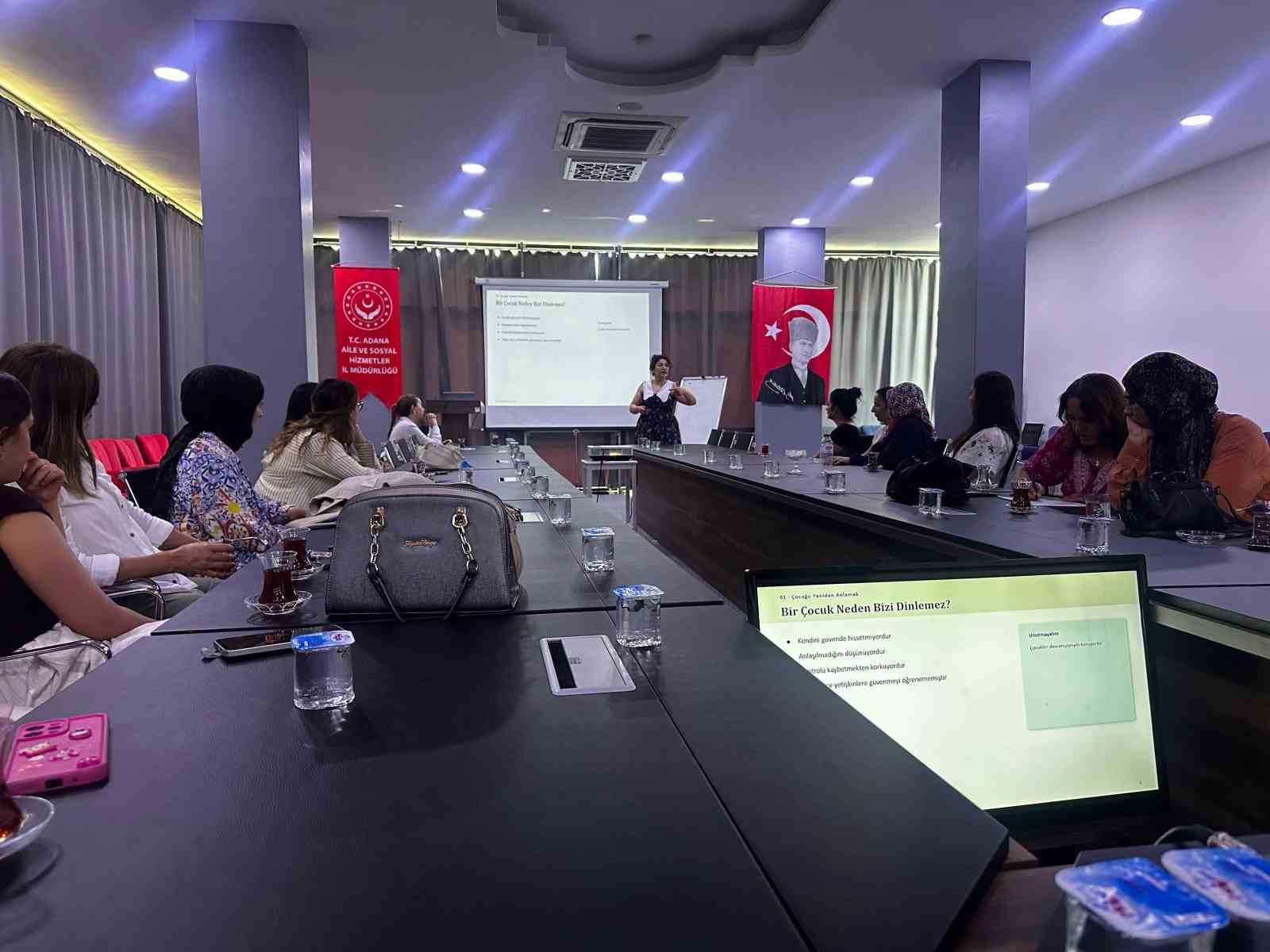 adana-da-cocuk-kurulusu-personeline-etkili-iletisim-egitimi