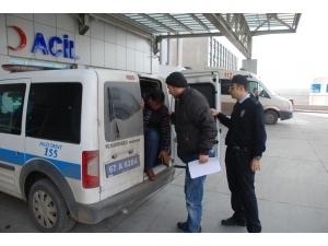 Cezaevinden Çıktı, 990 Adet Uyuşturucu Hapla Yakalandı