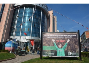 Başkan Hürriyet’ten Kocaelispor Taraftarına Çağrı