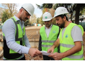 Zeki Cömert Parkı Yenileme Çalışmaları Başladı
