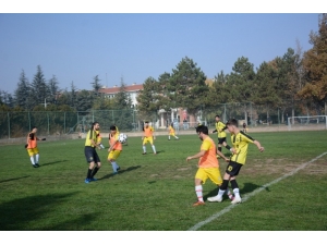 Eskişehir Meslek Yüksekokulu Lige İddialı Başladı