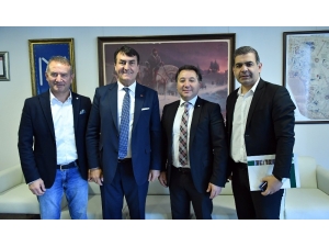 Osmangazi’den Bursaspor’a Loca Desteği