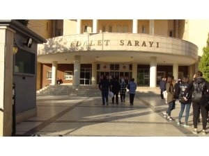 Görevden Uzaklaştırılan Suruç Belediye Başkanı Çevik Tutuklandı