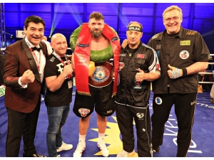 Bülent Başer’in Çalıştırdığı Alman Boksör, Avrupa Şampiyonu Oldu