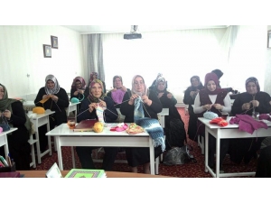 Suriye’de Kış Kapıda, Mülteciler Yardım Bekliyor