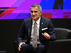 Şenol Güneş: "Ülkemiz Başarılıysa Hepimiz Başarılıyız"