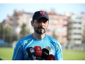 Erol Bulut: “Hedefimiz Göztepe Maçından 3 Puan Almak”