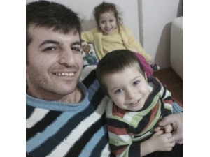 Yangında Hayatını Kaybeden İki Küçük Kardeşten Geriye Fotoğrafları Kaldı