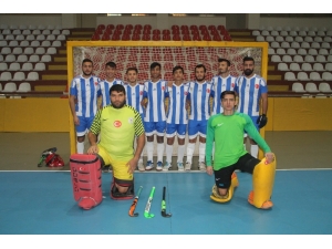 Salon Hokeyi Süper Ligi Başladı