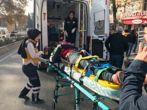 Önce Seyir Halindeki, Daha Sonra Park Halindeki Araca Çarptı