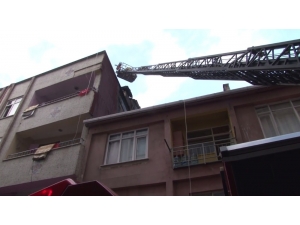 Fikirtepe’de 4 Katlı Binada Yangın Paniği