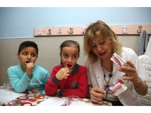 Buca’da Miniklere Ağız Ve Diş Sağlığı Eğitimi