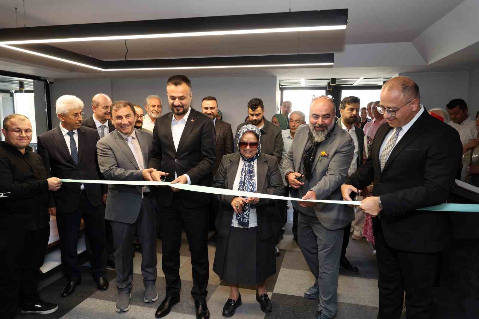 talas-ta-kultur-sanat-ruzgari-hiz-kesmiyor
