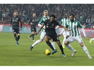 Süper Lig: Konyaspor: 0 - Beşiktaş: 0 (İlk Yarı)