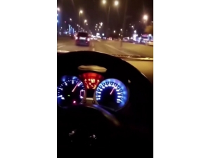 İstanbul Trafiğini “Makas” Atarak Birbirine Kattılar