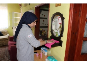 Yaşlı Kadının Yardımına Büyükşehir Koştu