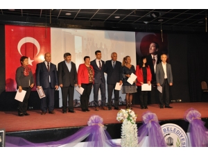 Emekli Öğretmenden, Emekli Olan Kızına Şeref Belgesi