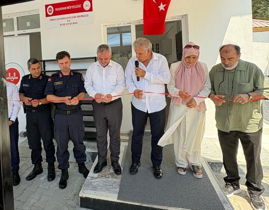 sibel-hanim-genclik-merkezi-ve-kur-an-kursu-dualarla-hizmete-acildi