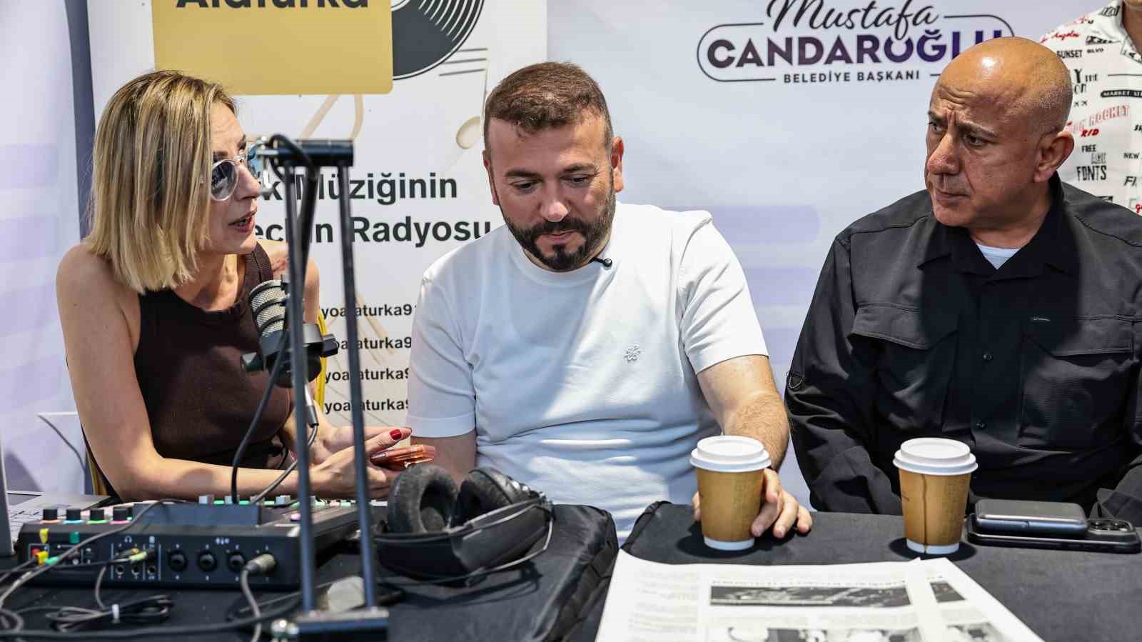 turkiye-nin-dunyaya-acilan-kapisi-bu-kez-radyo-dunyasina-ev-sahipligi-yapti