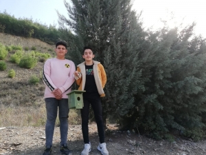 Yaşları Küçük Yaptıkları Örnek Davranış Büyük