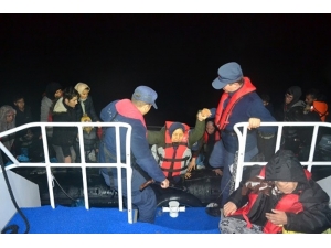 Ayvalık’ta 34 Düzensiz Göçmen Sahil Güvenlik Ekiplerine Yakalandı