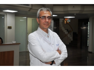 “Selfie’de Burnunu Gören Cerraha Koşuyor”