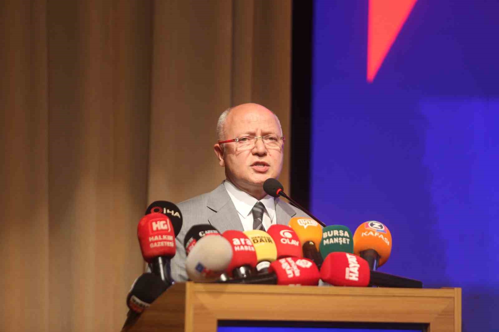 ak-parti-bursa-dan-pes-pese-yatirim-aciklamalari