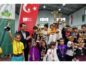 Minik Tenisçiler Profesyonelleri Aratmadı