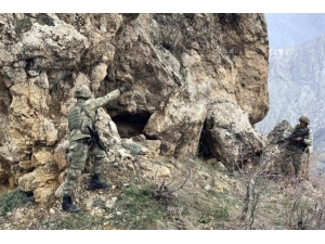 Msb:"pençe Harekâtı Kapsamında, Irak Kuzeyi Hakurk Bölgesinde, Eylem Hazırlığında Olduğu Tespit Edilen 7 Pkk’lı Terörist, Hava Destekli Operasyonla Etkisiz Hale Getirildi. En Son Terörist Etkisiz Hale Getirilinceye Kada