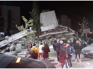 Arnavutluk’ta Peş Peşe Depremler: 3 Ölü