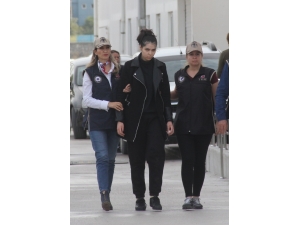 Fransız Kadın Deaş’a Katılmak Üzereyken Yakalandı