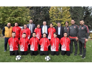 Down Sendromlular Futsal Milli Takımı’ndan Dünya Şampiyonluğu Sözü