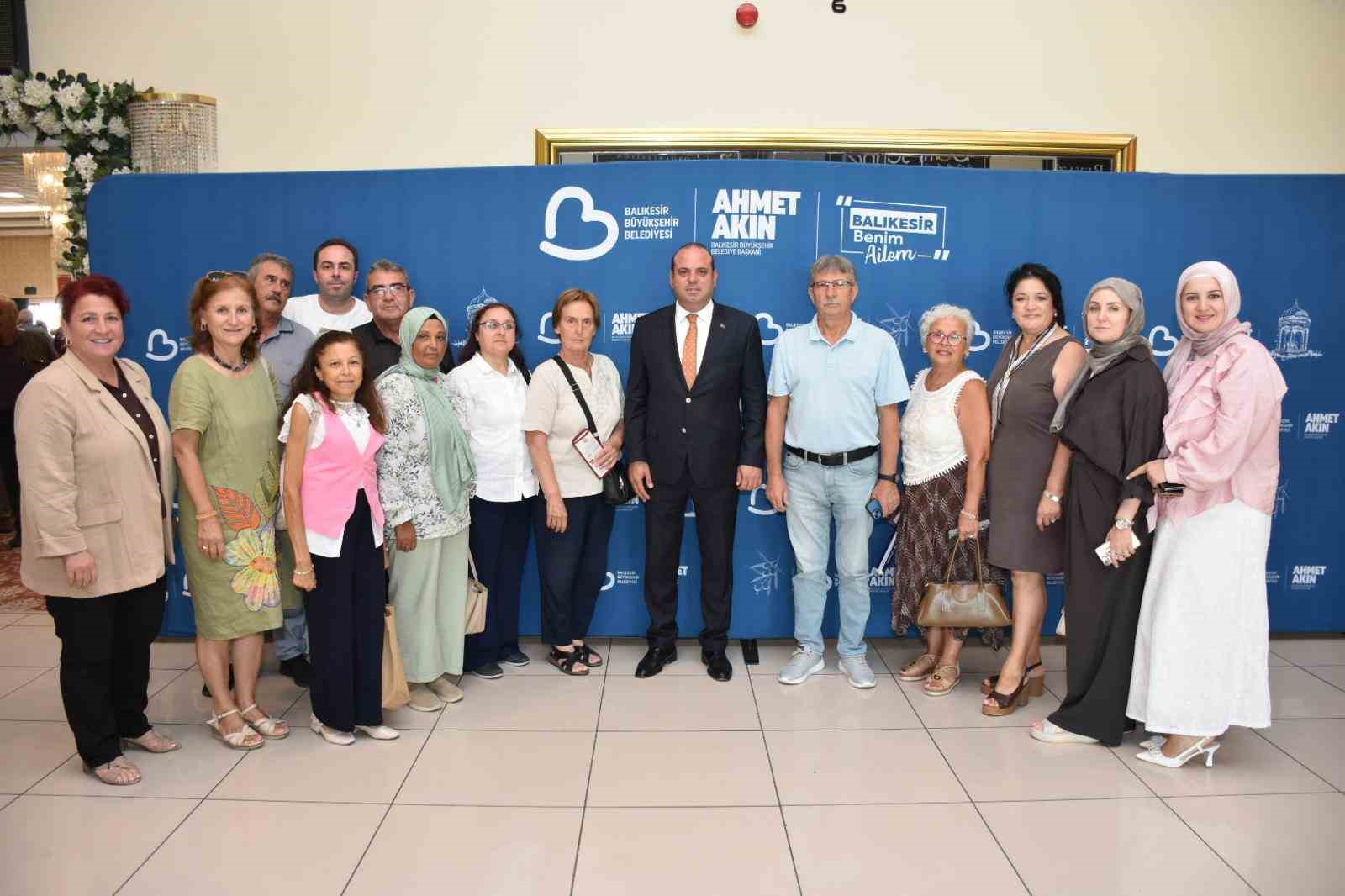 buyuksehir-den-muhtarlara-hizmet-ve-afet-farkindaligi-bilgilendirmesi
