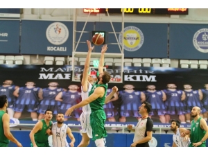 Büyükşehir Kağıtspor Geçit Vermiyor