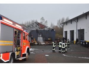 Almanya’da Türk Firmasının Deposu Kundaklandı