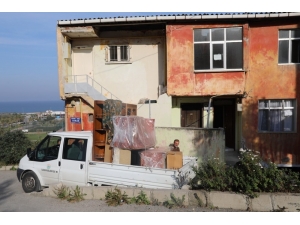 3 Aileye Eşya Yardımı