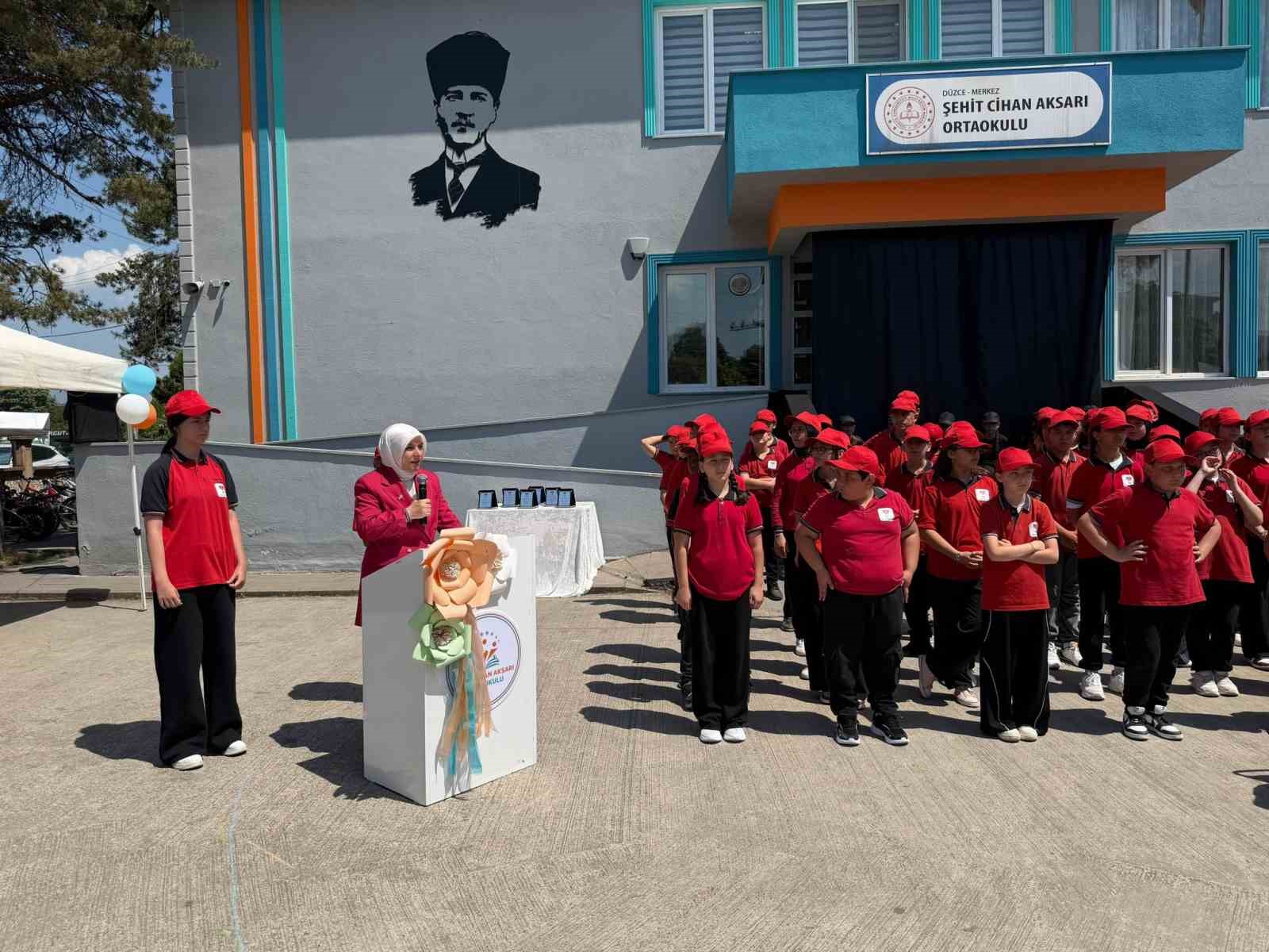 hepimiz-bir-iz-programi-buyuk-begeni-topladi
