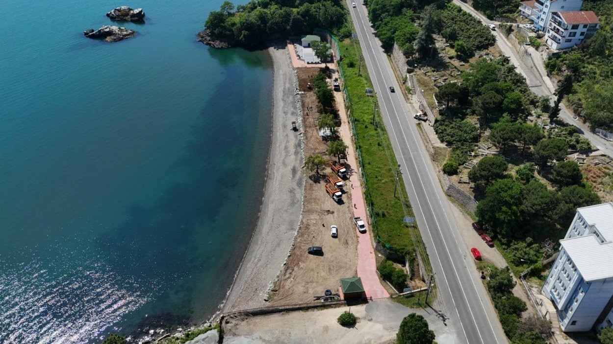 ordu-da-plajlarda-yaz-mesaisi