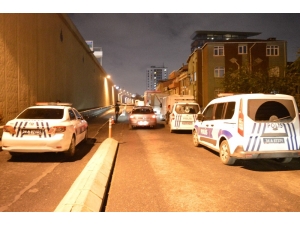 Şoförle Tartışıp Ambulansa Kurşun Yağdırdılar