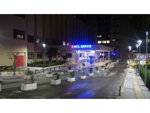 Arnavutluk’taki Depremde Yaralanan Türk Vatandaşı İzmir’e Getirildi