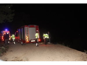 Fethiye’de Otomobil Uçuruma Yuvarlandı: Yabancı Uyruklu 1 Kadın Hayatını Kaybetti
