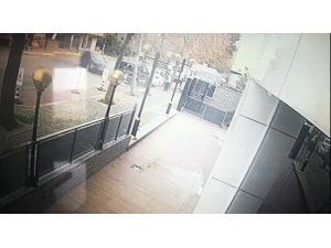 Şeker Hastası Sürücü Krize Girdi, Yol Boyunca 4 Araca Çarptıktan Sonra Durabildi