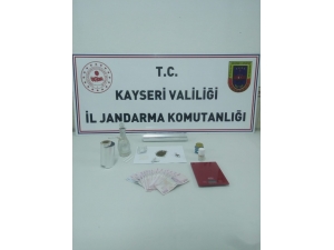 Jandarmadan Uyuşturucu Operasyonu