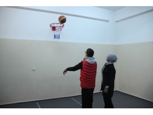 Oğlu İçin Kurduğu Spor Kulübüyle Çocukları Hayata Bağladı