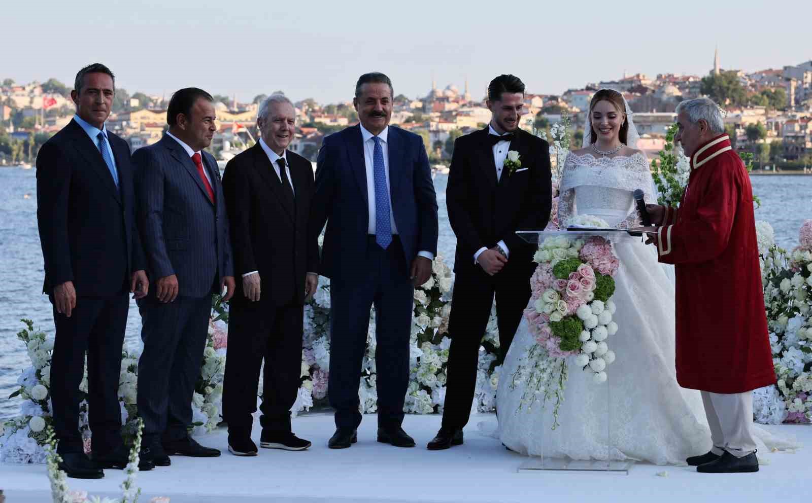 ismail-yuksek-dunyaevine-girdi