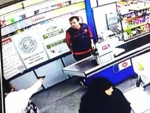 Çanakkale’deki Silahlı Soygun Kameralara Yansıdı