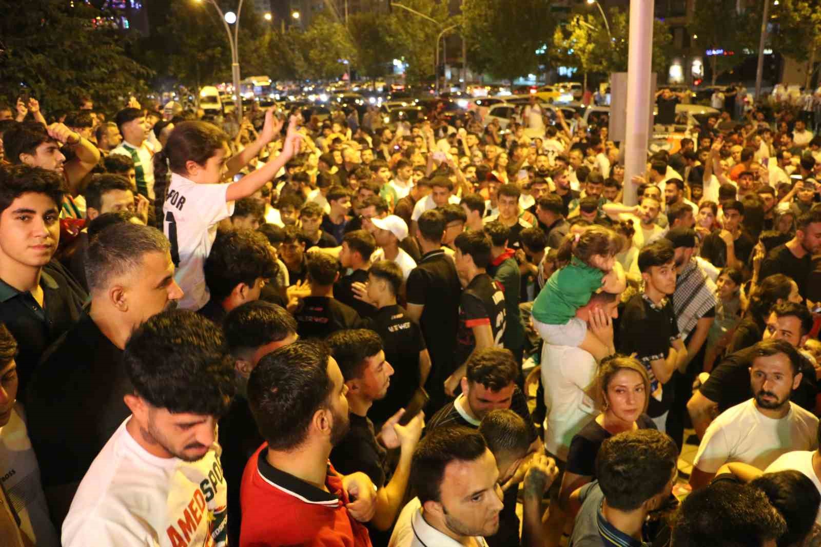 amed-sportif-faaliyetler-kadrosuna-kattigi-5-yeni-isim-icin-imza-toreni-duzenledi