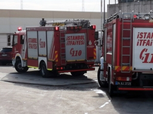 Tuzla’da Korkutan Fabrika Yangını