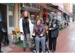 Ms Hastası Aslı’nın Akülü Aracı Doktor Tanrıkulu’ndan